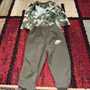 Nike Kids' Olive Camo Sweatpants Set